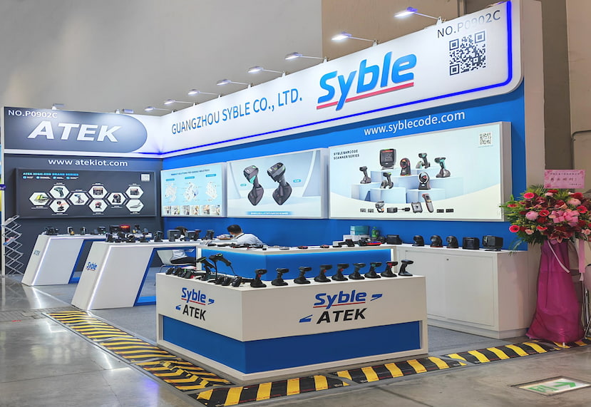 Syble, da Computex Taipei 2025, demonstra carisma profissional